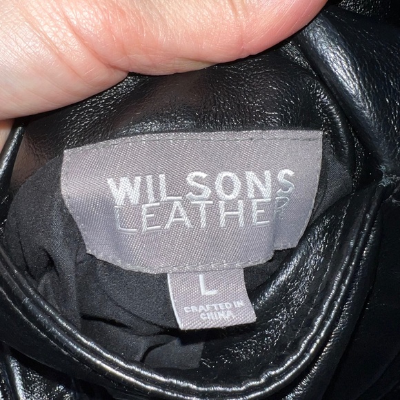 WOMENS! NWOT |•WILSONS LEATHER•| Black Leather Heavy Fur Lined Hooded Jacket - Picture 12 of 16